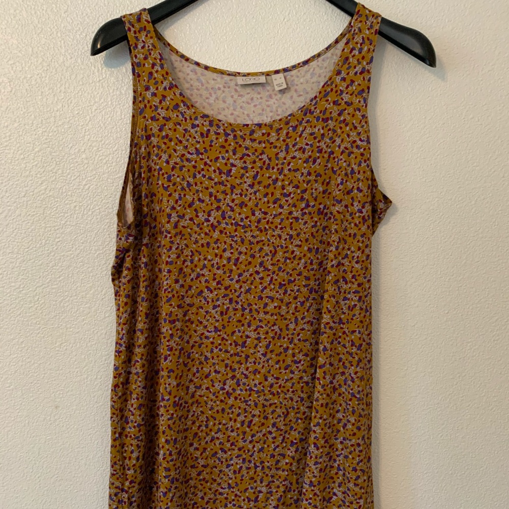 LOGO by Lori Goldstein tank top